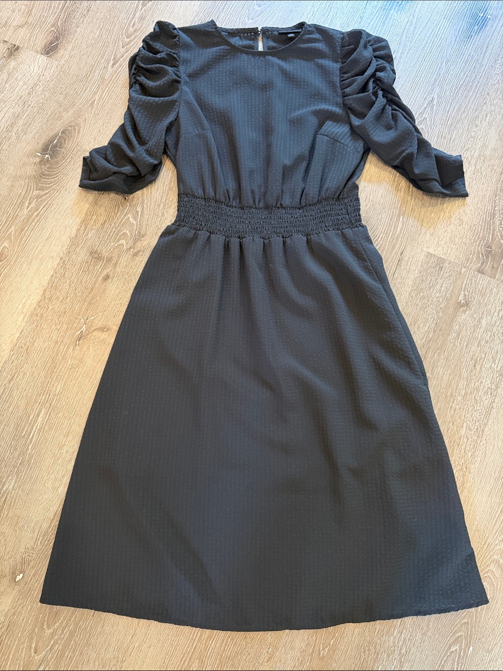 Who What Wear Black Puff-Sleeve Smocked-Waist Midi Dress